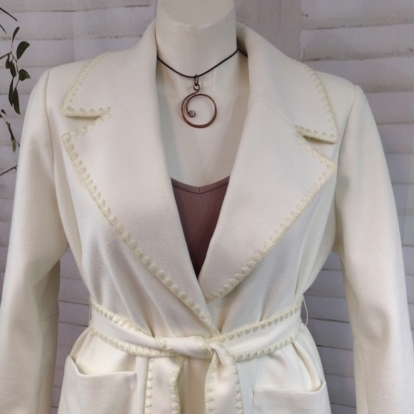 Beautiful By Lawrence Zarian Cream Women's Trench Coat Size LP - Picture 2 of 10